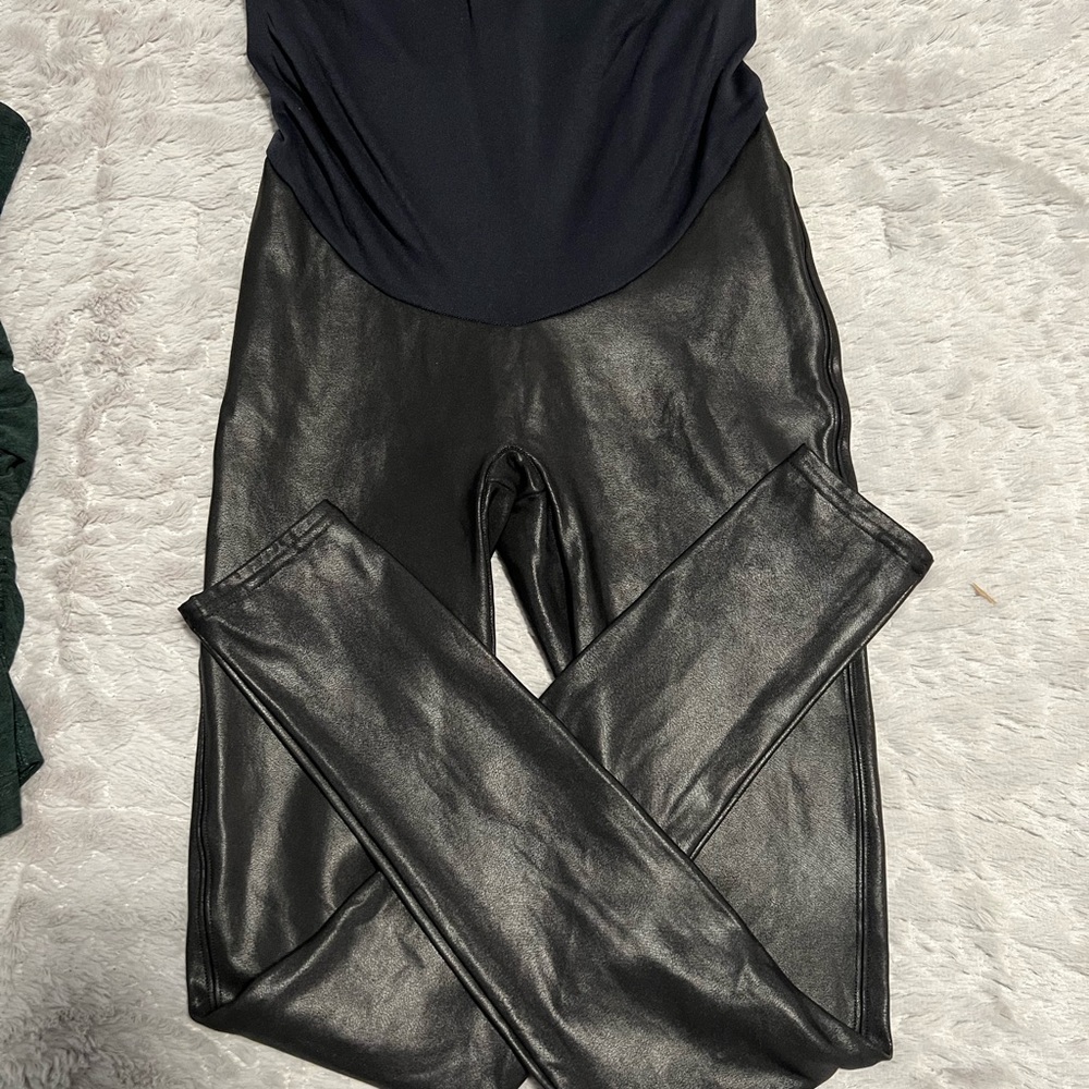 EUC spanx maternity faux leather leggings